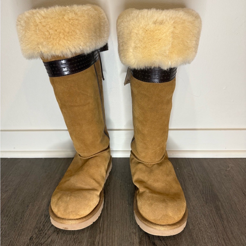 UGG Cream Fur Lined Boots - Picture 3 of 5